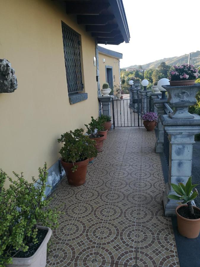 Casa Vacanza Tra Etna E Taormina Villa Ginevra Piedimonte Etneo Eksteriør bilde