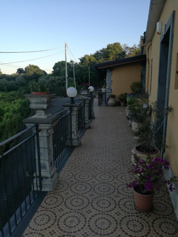 Casa Vacanza Tra Etna E Taormina Villa Ginevra Piedimonte Etneo Eksteriør bilde